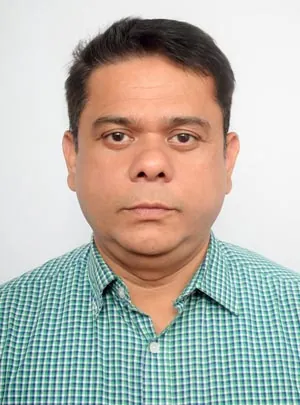 Dr. Uzzwal Kanti Dutta প্রোফাইল ফটো