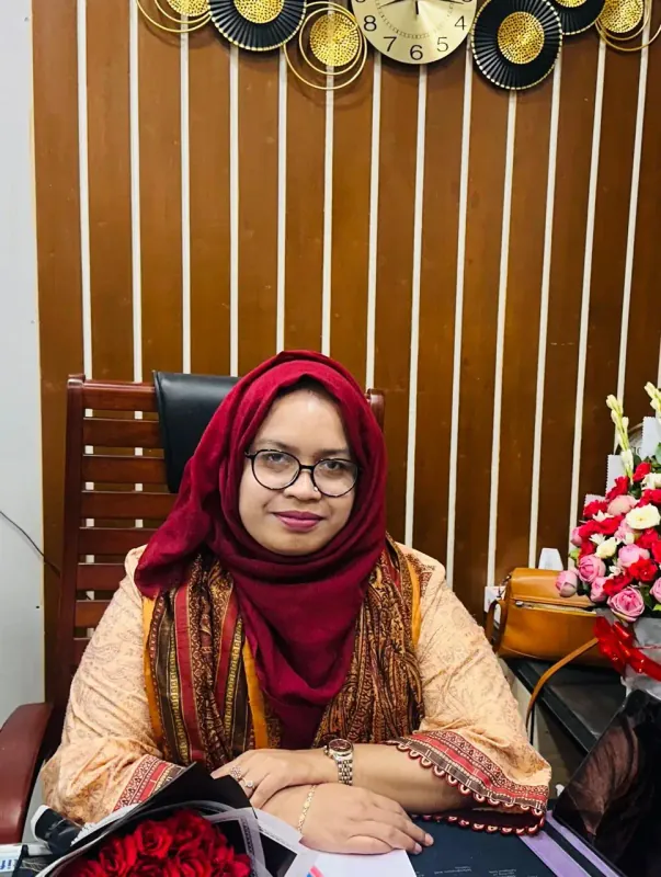 Dr. Alina Parvin — Gynecologist, Obstetrician, and Infertility Specialist